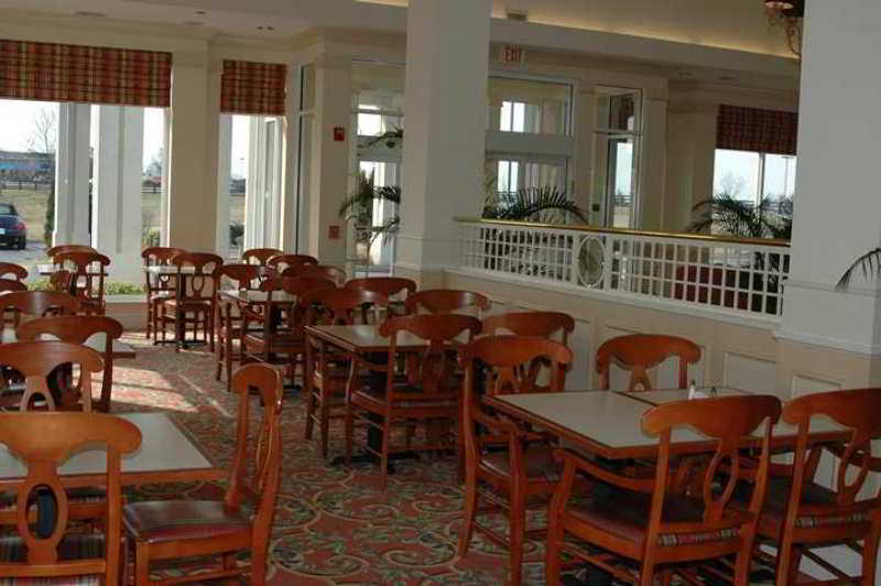 Hilton Garden Inn Louisville East Restaurant photo